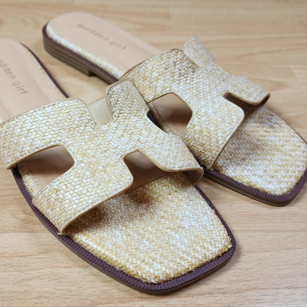 Steve Madden‎ / Madden Girl Hailey Raffia Beige Slide On Flat Sandals Size 9